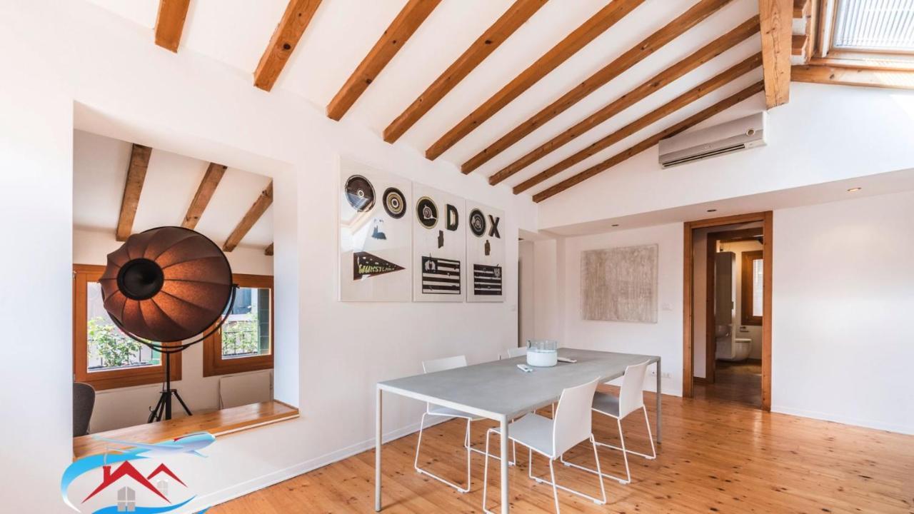Au Nom De La Rose Lägenhet Venedig Exteriör bild